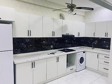 ikinci el iskaf: Mətbəx mebeli satılır 450₼. Yaxşı vəziyyətdədir. Ölçü — 1