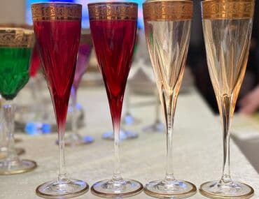 qız şəkilləri çəkmək: Qədəhlər — 8