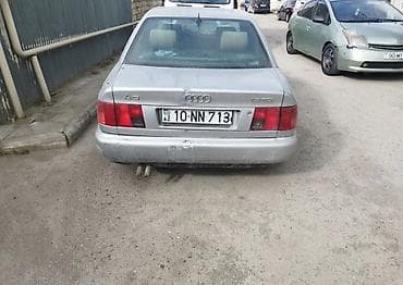 Audi A6: 1.9 l | 1996 il Sedan