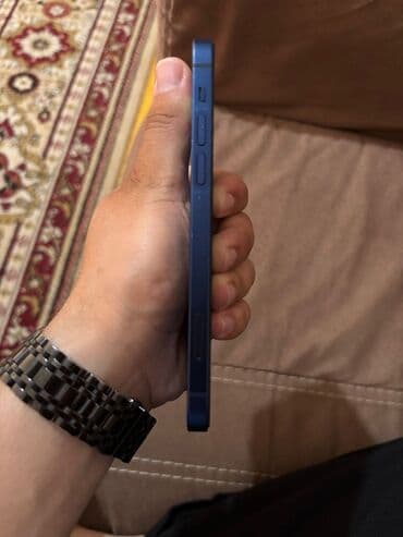 вытяжка купольная 90: IPhone 12, Göy — 3