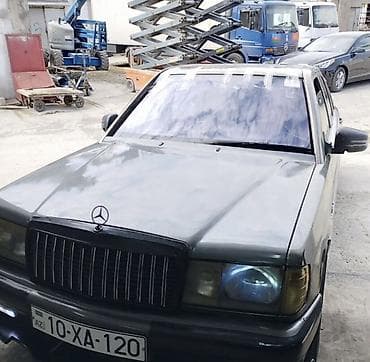 Pəncərə ustası xidmətləri: Xidmət: Avtomobil şüşələrinin dəyişdirilməsi və bərpası Təsvir: - Ön — 10