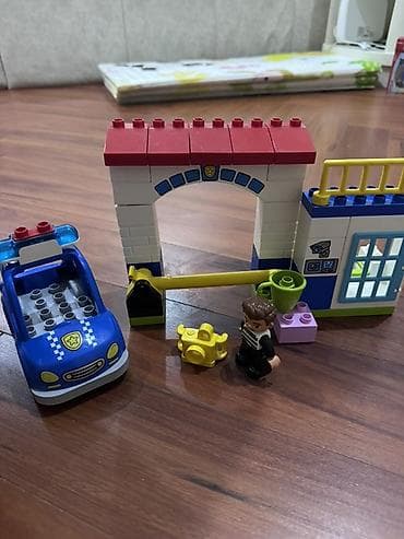 LEGO DUPLO – полицейский участок/ Polis Mərkəzi (10002) konstruktoru