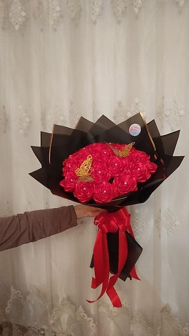 balaca gül buketi: Özəl günlər üçün solmayan güllər — 1