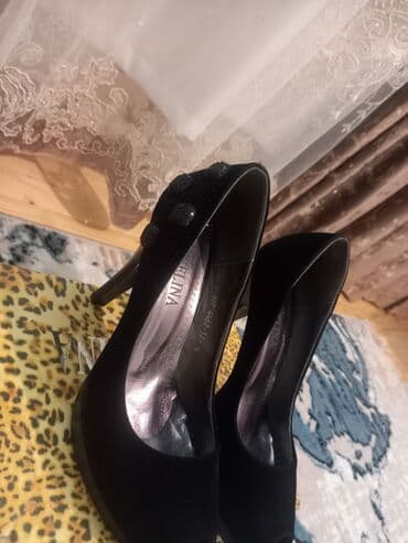 туфли новая не одевала не разу: Ayaqqabı 1dəfə geyilib təptəzə karopkada qalıb firmandı çox rahat — 9
