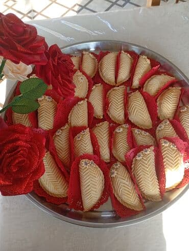 sulu aboyun qiyməti: Şəkərbura Azərbaycanda geniş yayılmış şirniyyat növüdür. Bu şirniyyat — 1