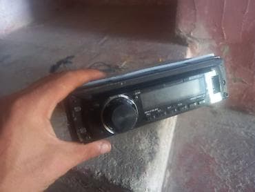 divardan asma televizor: 2150 arginal maqintafondu islekdi fles aux disk yeri isleyir — 3