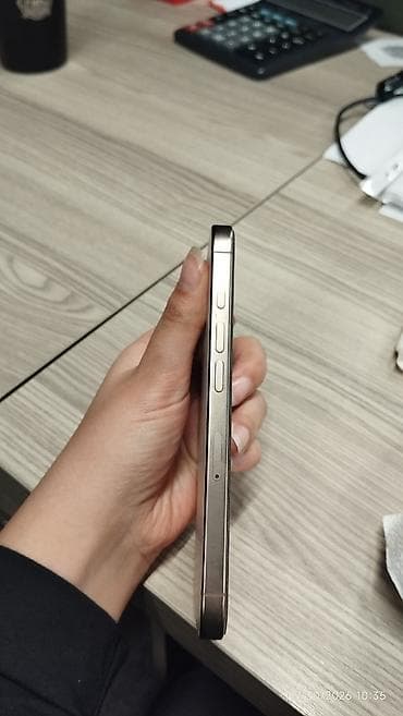 IPhone 16 Pro, 128 GB, Desert Titanium, Barmaq izi, Face ID — 4