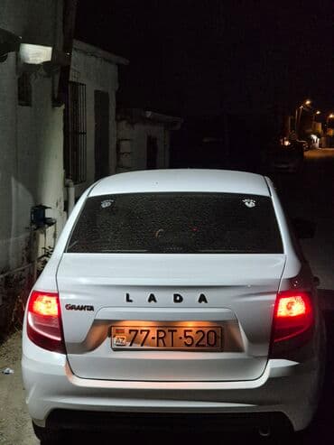 vaz 2103: Barter de var Lada Granta modelinin bu ağ rəngli sedanı dörd qapıya və — 22