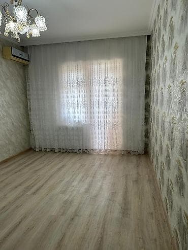 1den ikiyə düzəlmə super təmirli mənzil satılır iki tərəfə də pəncərə