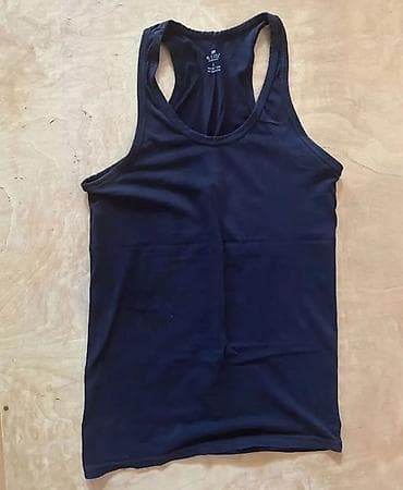 Yemək masaları, oturacaqları: - Məhsul: Kişi idman maykası (racerback kəsim) - Rəng: Tünd göy (navy) — 2