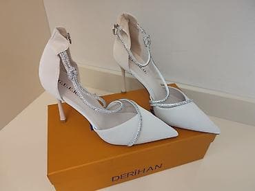 Ağ rəngli zərif dəst – stiletto ayaqqabı və uyğun klatç çanta - Rəng — 1