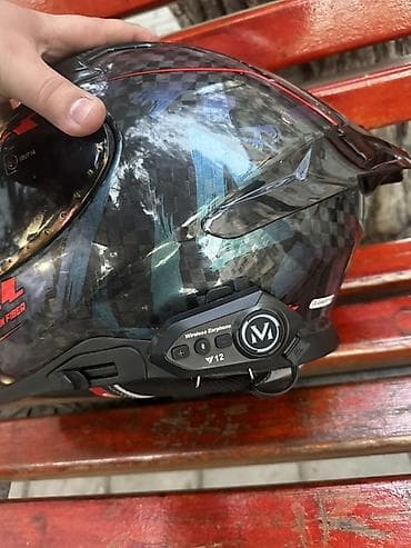 moto moped: Axor Kask Bilen bilir nece firmadi Teze alinibdi qirigi siniqi yoxdu — 2