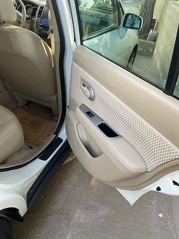 priora diskleri: Nissan Tiida: 1.5 l | 2012 il Hetçbek — 6