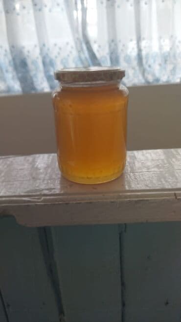 temiz bal: Şüşə bankada təbii bal. təmiz 🍯 olduğuna başımla cavabdehəm — 1