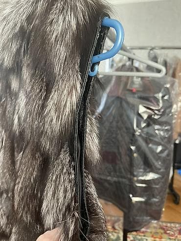 Jiletlər: Qadın üçün xəz jilet - Model: Qısa klassik V-kəsimli jilet - Rəng — 3