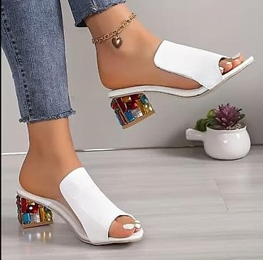 sandal: Ölçü: 39, rəng - Ağ, Yeni — 1