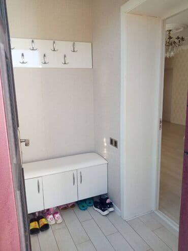 hovsanda obyekt satılır: Novxanı 4 otaqlı, 110 kv. m, Orta təmir — 4