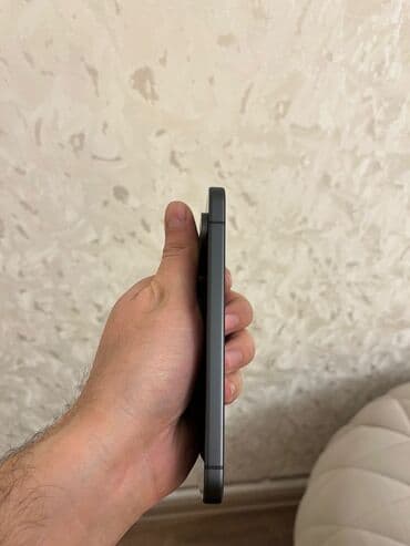 televizor yeri divarda: Google Pixel 9, 256 GB, rəng - Qara, Sensor, Barmaq izi, Simsiz şarj — 5