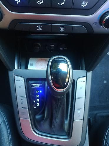 koreyadan masin: Hyundai Avante: 1.6 l | 2017 il Sedan — 8