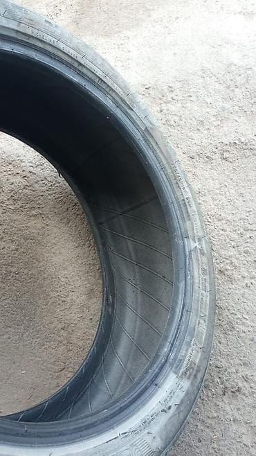 nıssan: Şin Michelin 245 / 45 / R 19 — 3
