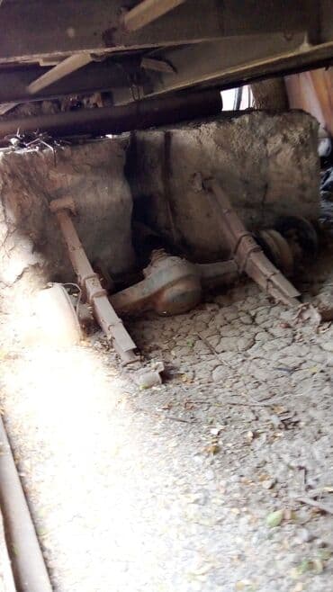 opel suret qutusu: Nəzərdə tutulmuş bir vasitədən çıxarılmış vəziyyətdə olan arxa ox — 1