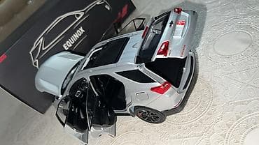 Chevrolet Equinox 1:18 versiyasi, kifayet qeder boyuk modelidir, tam — 2