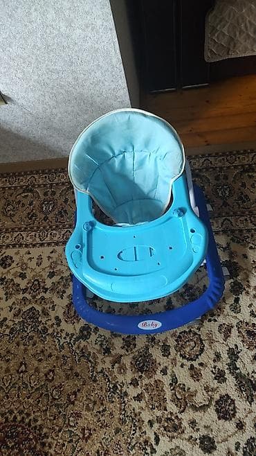 baby walker: Endirim ola bilerUşaq gəzdirəni (baby walker) - Rəng: mavi/açıq mavi — 2