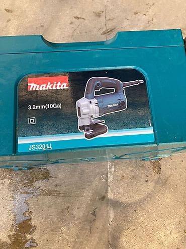 Makita List kesici Az işlenib 700 Azn alınıb Qiymetde cuzi Endirim