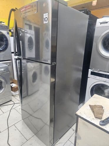 LG iki qapılı soyuducu - Rəng: paslanmayan polad (inox), şaquli qara