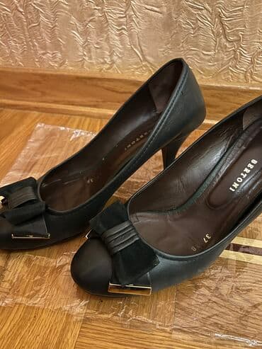 tangetka ayaqqabi: Tuflilər, Ölçü: 37, İşlənmiş — 1