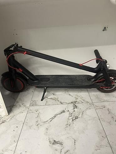 Demey olar surulmuyub bu yay alinib markete falan gedib gelmeye