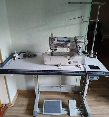 Peşəkar tikiş avadanlıqları dəsti Tərkib: - Sənaye overlok maşını (5