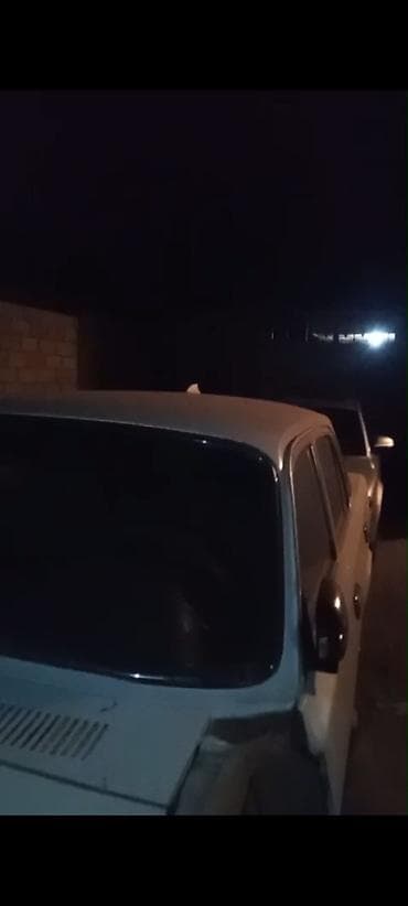 keys sat: QAZ 3102 Volga: 2.4 l | 1999 il 350000 km Sedan — 2