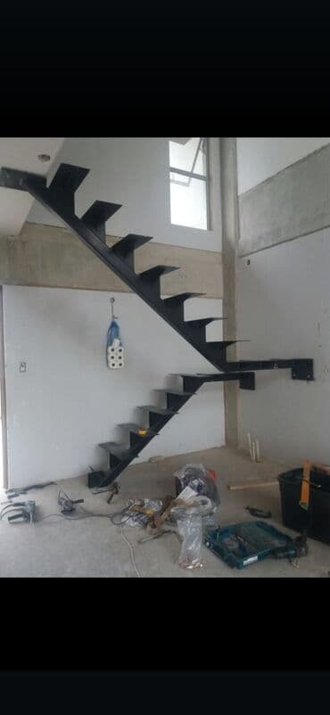 прозрачный шифер бишкек: Əyri formalı, qəhvəyi rəngli şəffaf dam örtüyü olan bu metal talvar — 2