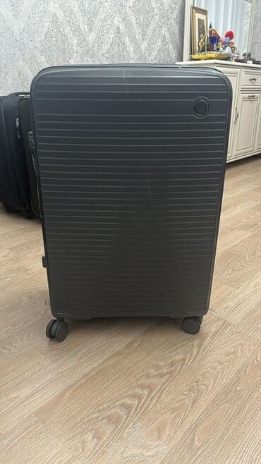 Maskalar, eynəklər: Çamadan (L ölçüdür) 70 sm hündürlükdə 1 dəfə istifadə olunub əla — 1