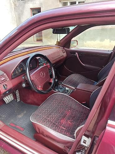 avto maşınlar: Mercedes-Benz C 240: 2.4 l | 1998 il Sedan — 7
