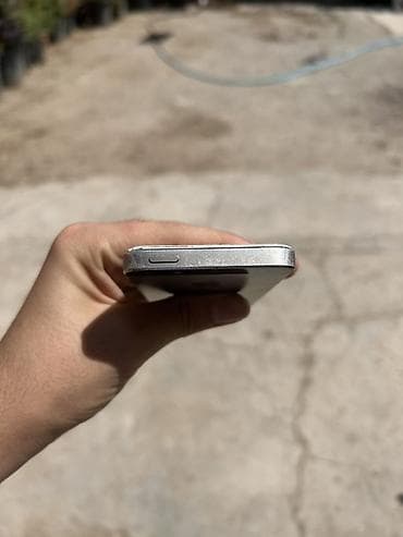 iphone 15 pro ax: IPhone 5s, 32 GB, Gümüşü, Barmaq izi — 4