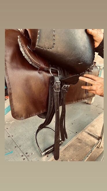 at yehəri: Dəri yəhərlərin satışı,Təmiri, Dəri,Dəri yəhərlər,Təmir,Yəhər — 5