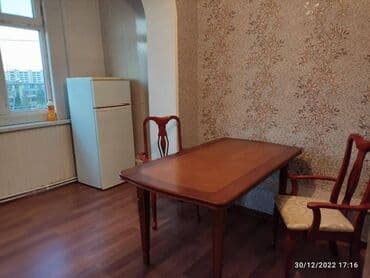 naxcıvan kirayə ev: Sabunçu rayonu,Bakıxanov(Razin),Razin kruqunda,2 otaqlı,təmirli,əşyalı — 1