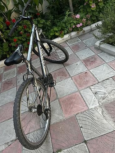 velosiped ucuz: Giant marka dağ velosipedi - Çərçivə: yüngülmetall/alüminium tipli — 1
