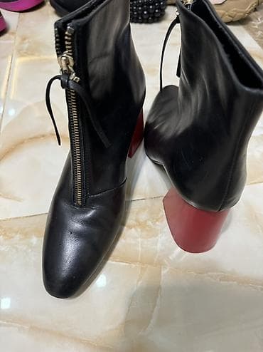 Basanoşka və səndəllər: Qısaboğaz, Ölçü: 38, rəng - Qara, İşlənmiş — 2