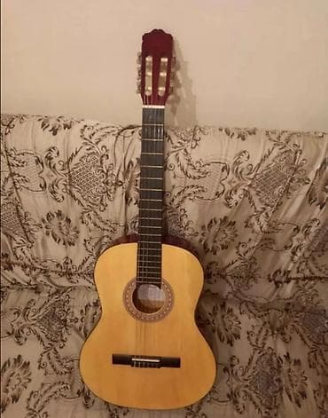 Klassik akustik gitara (Razılaşma yolu ilə) ❗( Alınıb 120 istifadə