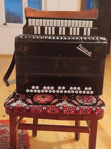 Akustik Akkordeon, İşlənmiş, Ünvandan götürmə