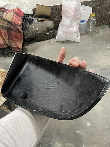 mersedes guzguleri: Məhsul: Avtomobil yan güzgü qapağı (korpus üst qapağı) Rəng: Parlaq — 2