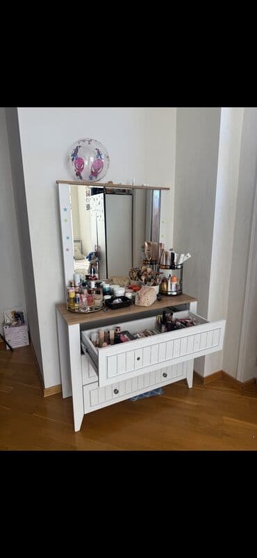 Qonaq otağı dəstləri: Komod — 1