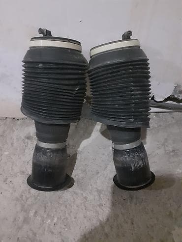 Çənlər, balonlar: 4 l, Lexus 460, 2011 il, Orijinal, Yaponiya, İşlənmiş — 2