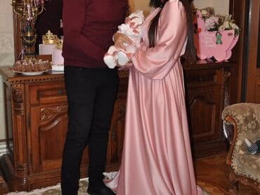 meqa max: Zərif pudra-çəhrayı rəngdə uzun don Ancaq 1 dəfə xəstəxana çıxışı — 3