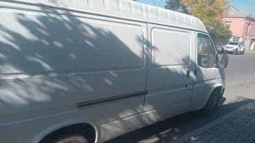 yuk maşını satılır: Il -1997. Ağ rəngli yük/furqon mikroavtobus Xüsusiyyətlər: - — 3