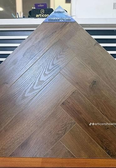 Məhsul: EVEREST parket/laminat panel nümunəsi – balıqqulağı — 1