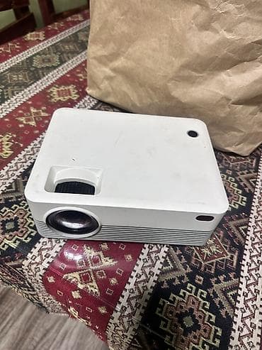 Portativ Proyektor
